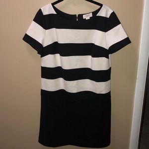 Business causal dress